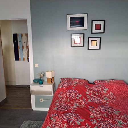 ז'נווילייה Appartement Cosy Avec Jardin Et Parking מראה חיצוני תמונה